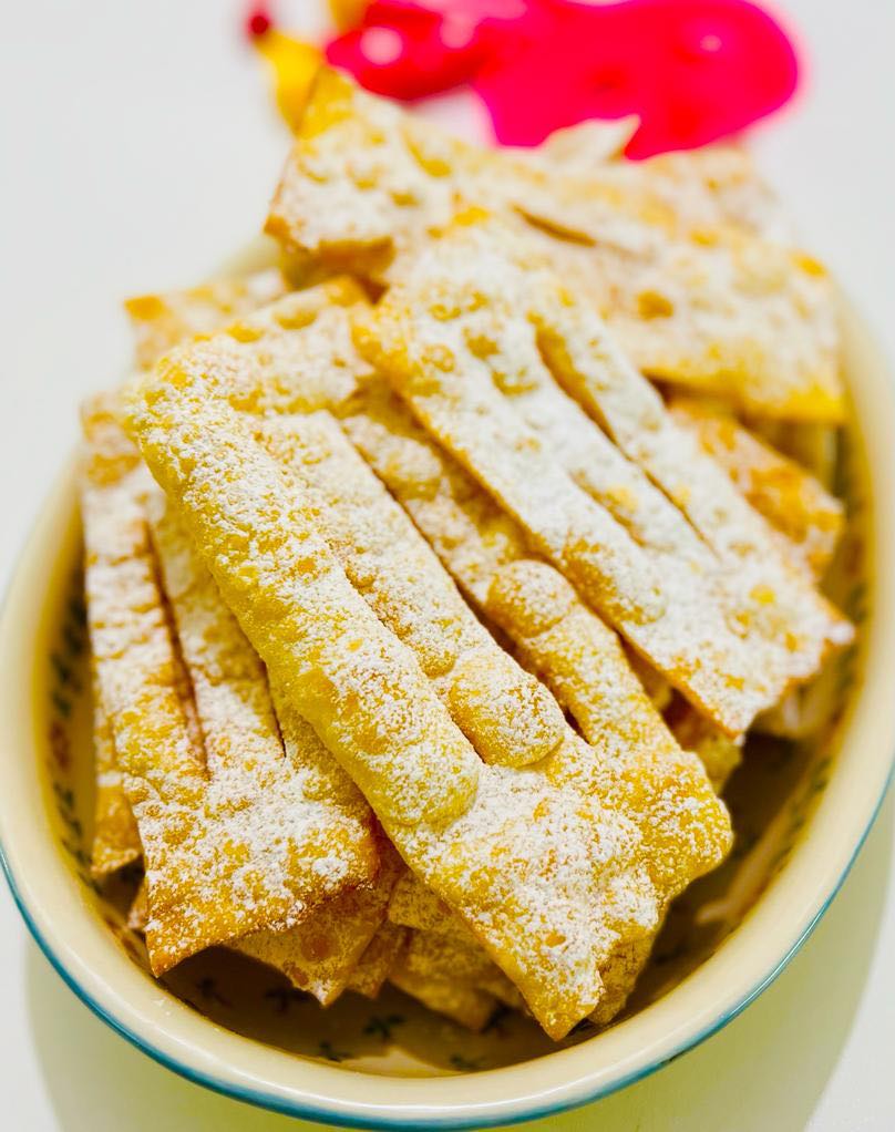 CHIACCHIERE
