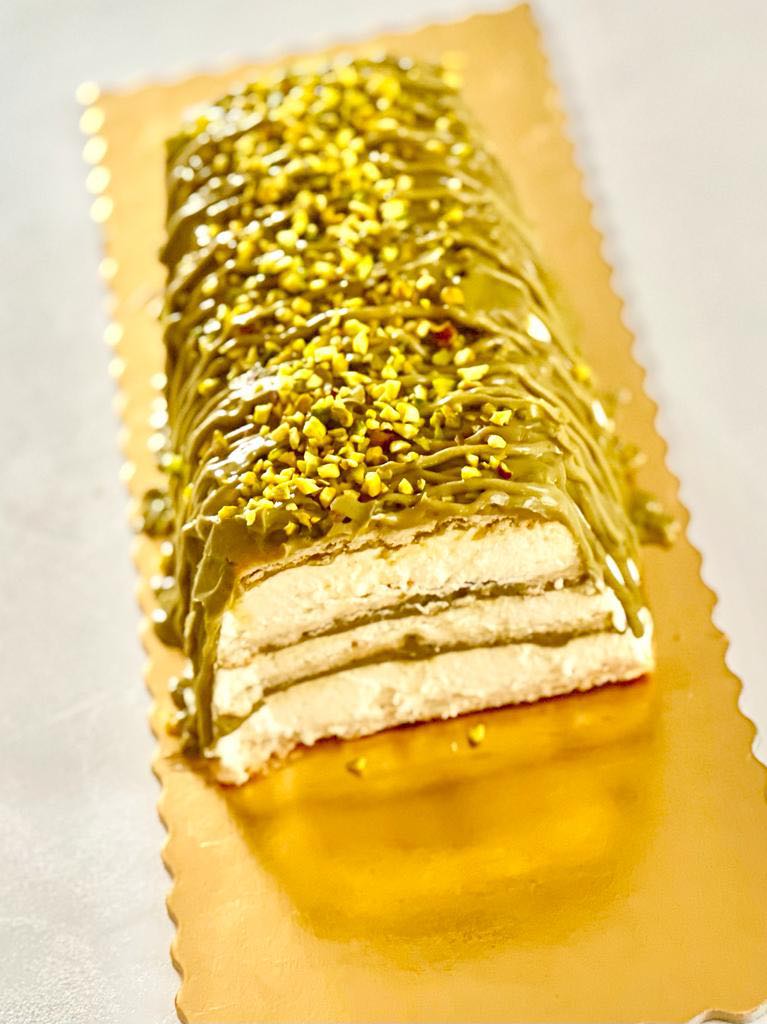 MATTONELLA PANNA E PISTACCHIO